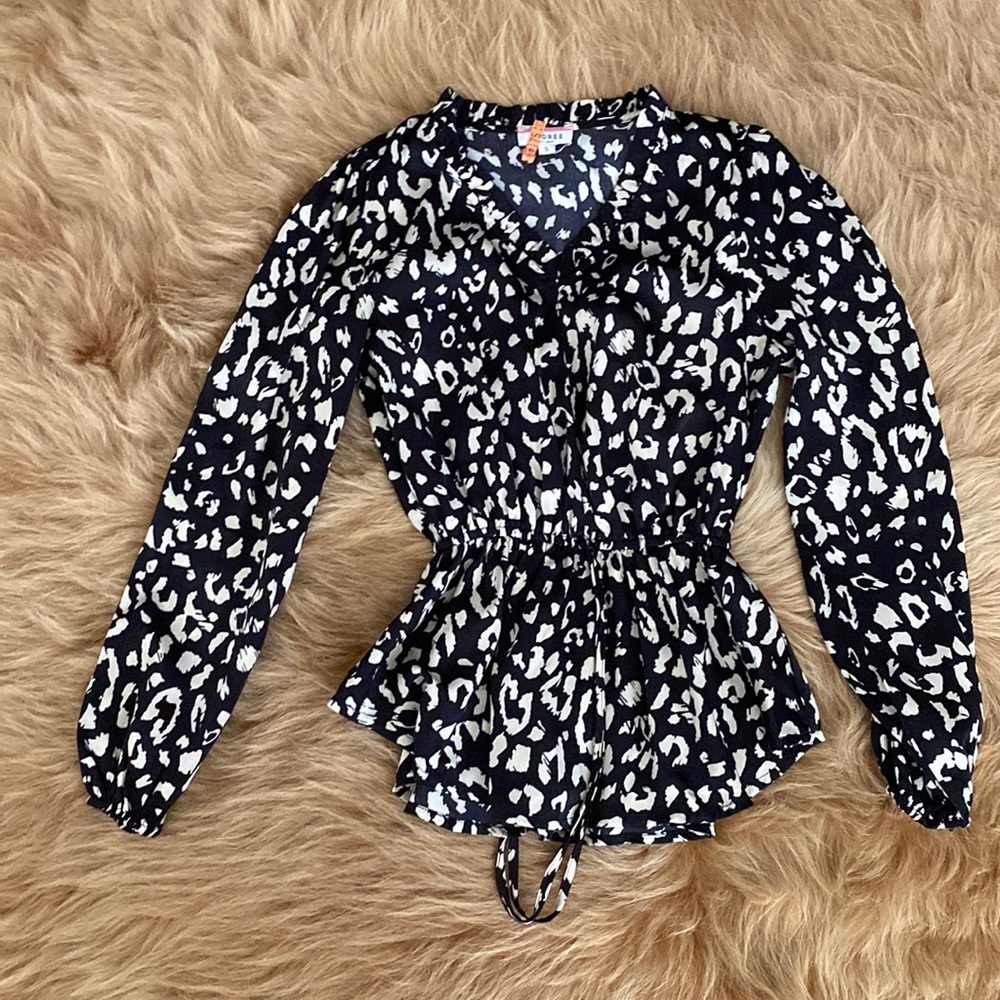 Cute Worn Once Fitted Too